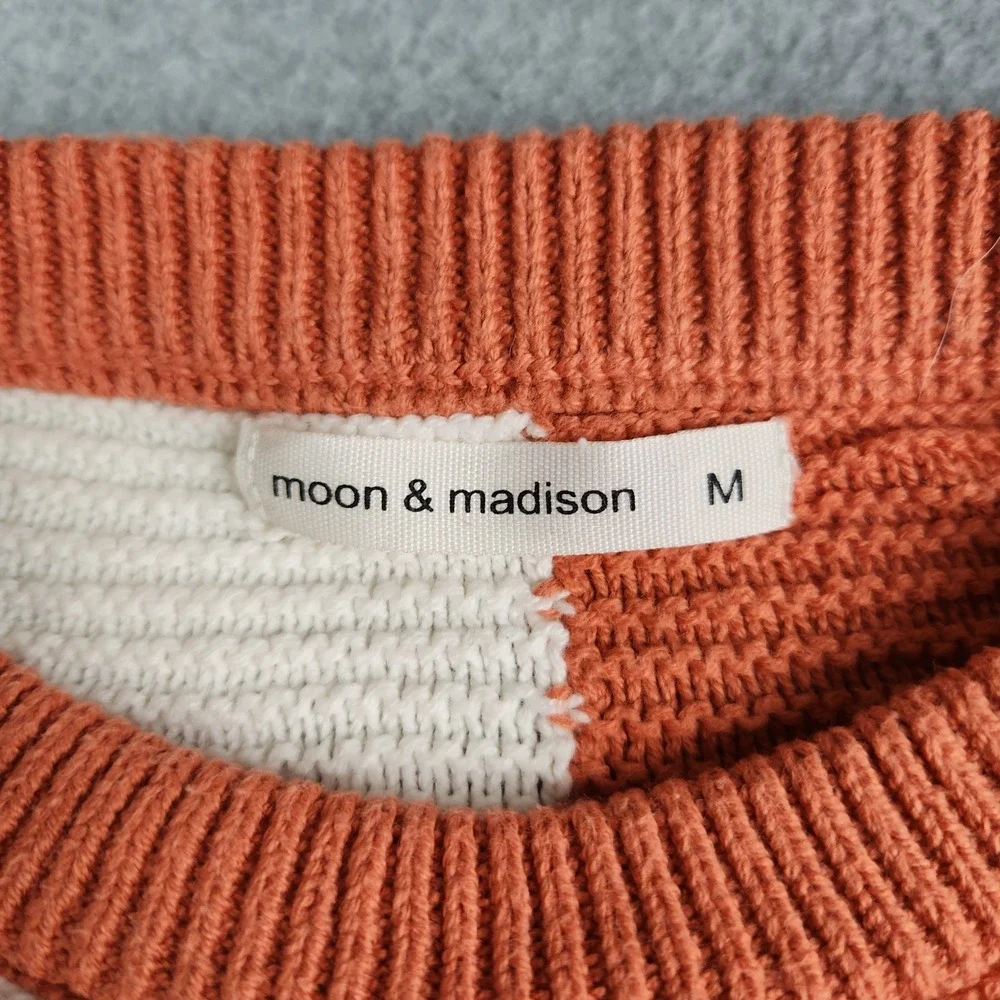 Moon & Madison Cropped Sweater Womens Large Orange Cream Checkerboard Knit Retro